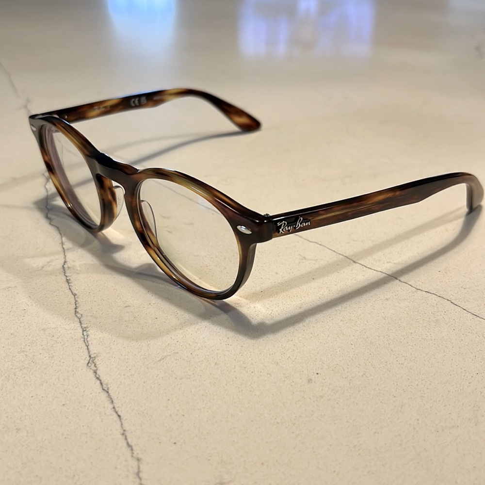 Ray-Ban RB5283; Medium Tortoise Round Eyeglasses
